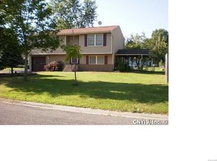 6171 Sitka Dr, Cicero, NY 13039