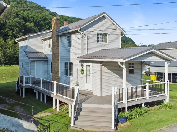 659 Main St, Vintondale, PA 15961