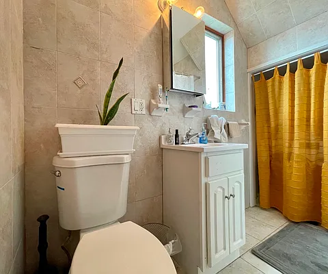 Rented by Corcoran | media 16