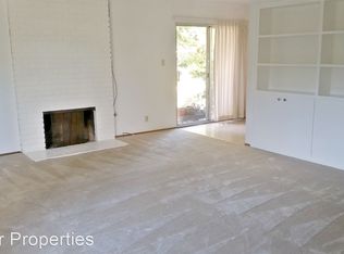 3945 Alma St, Palo Alto, CA
