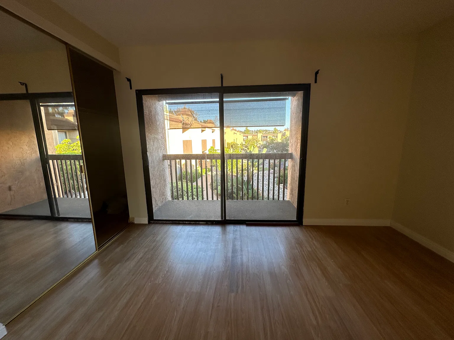 2 bed, 1.5 bath, 1104 sqft, $3,000 — Photo 4