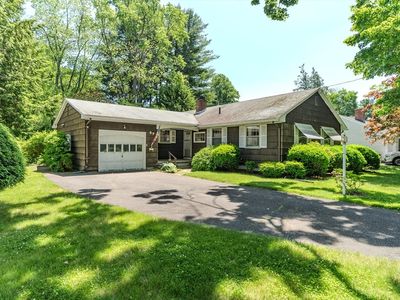 89 Lake St, Northampton, MA, 01062
