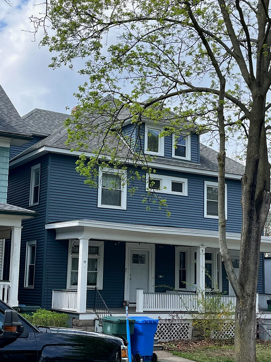 Building Photo - 19 Pinnacle Rd #15