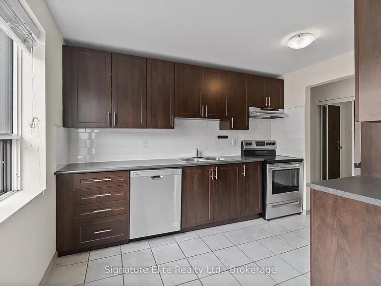 1383 Bathurst St #405 — Photo 6
