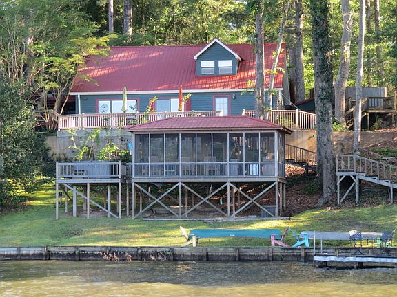 4th image of 4057 Oakwood Cir