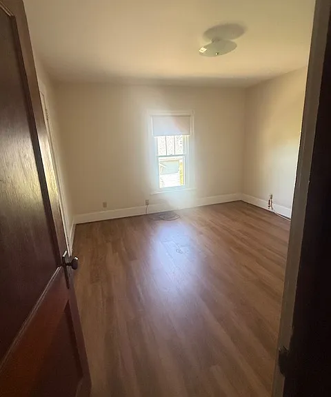 105 N Logan St — Photo 9