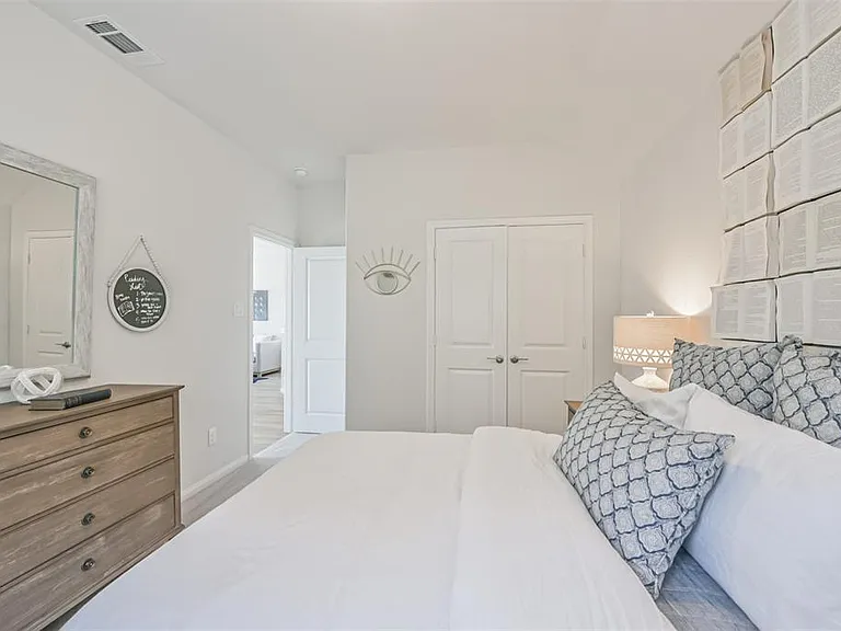 1104 Morro Bay Ct — Photo 32