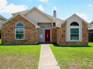 1522 Edd Rd, Dallas, TX 75253