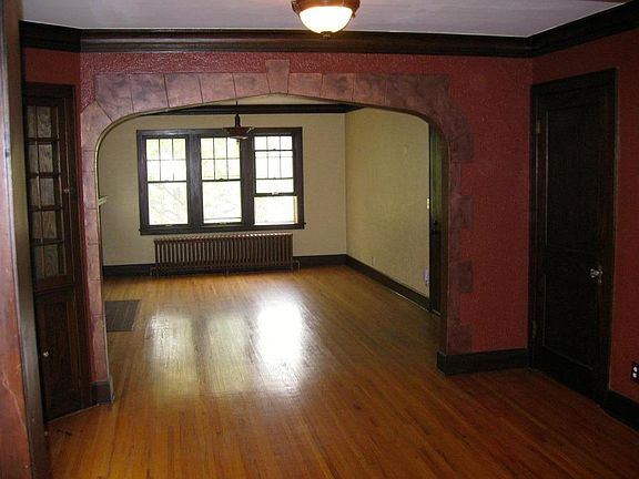 Spacious dining room with built-ins