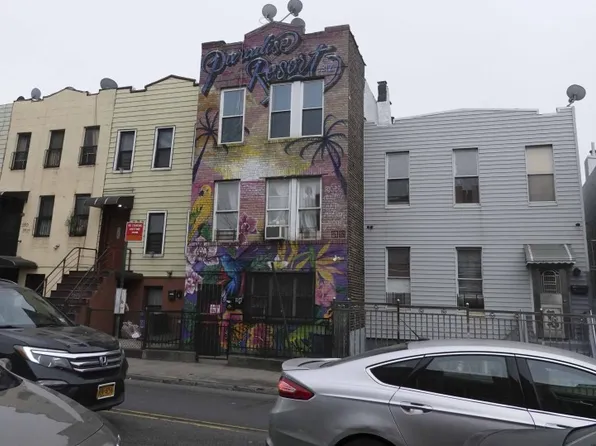 326 39th Street image 1 of 6