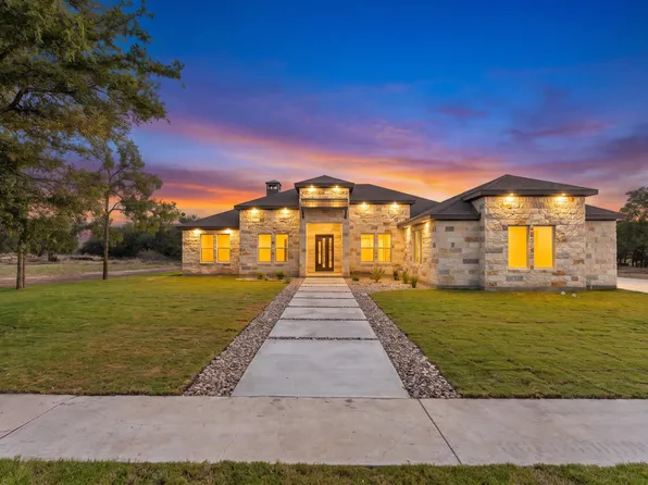 262 Sunday, Burnet, TX 78611