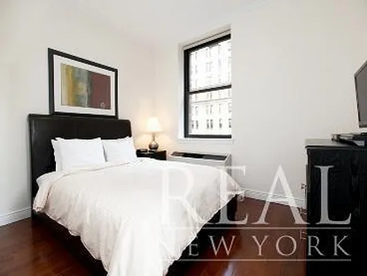 Rented by REAL New York | media 25