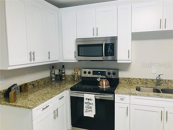 5th image of 2156 Barcelona Way S