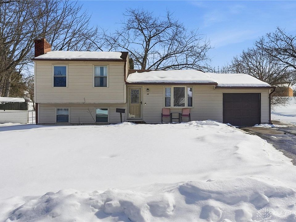 1st image of 30 Sunnybrook Ct