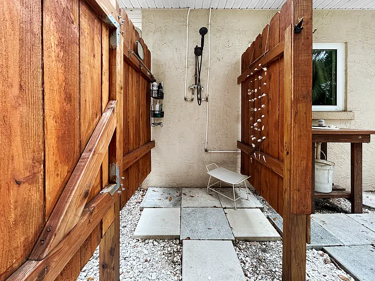3829 Chapel Dr — Photo 26