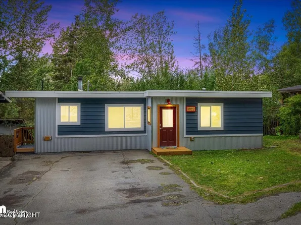 3002 Doris St, Anchorage, AK 99517