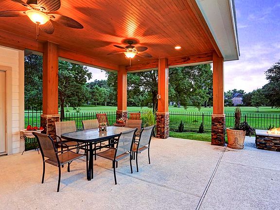 5th image of 3026 S Saddlebrook Ln