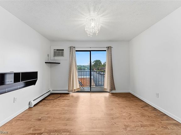 3rd image of 23885 David Dr Unit 215