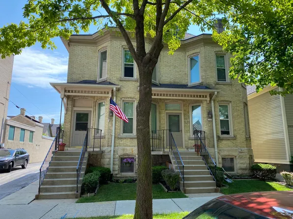 1326 N Astor St #2, Milwaukee, WI 53202