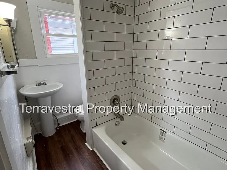 118 N 2nd Street — Photo 18