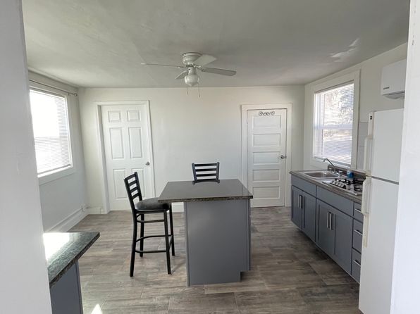 2801 Aurora Ave