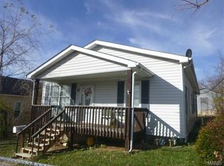 306 N 8th St, De Soto, MO
