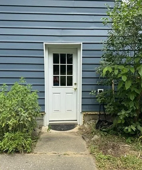 9 Birchwood Dr — Photo 1