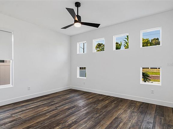 4th image of 2628 2nd Ave S