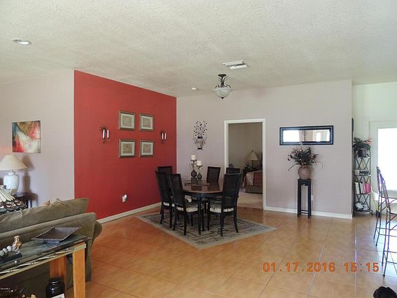 3rd image of 148 Bonita St