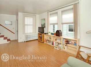 214D Beach 117th St, Rockaway Park, NY 11694