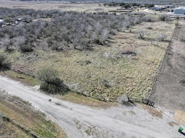 219 Nopal LOT 97, Beeville, TX 78102