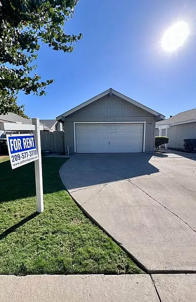2 bed, 1000 sqft, $1,995 — Photo 1