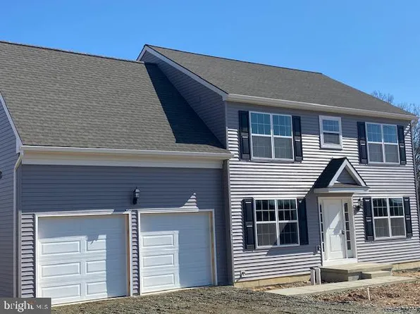 318 S 5th St, Oxford, PA 19363