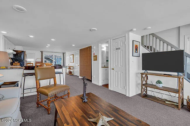 157 Beachfront Front — Photo 17