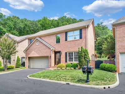 5509 Village Dr, Roanoke, VA, 24018