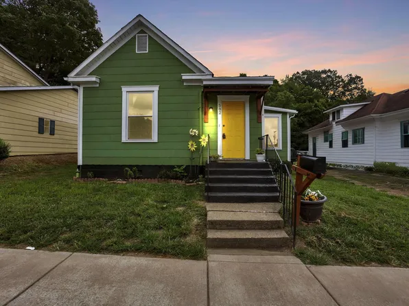 582 N Walnut St, Logan, OH 43138