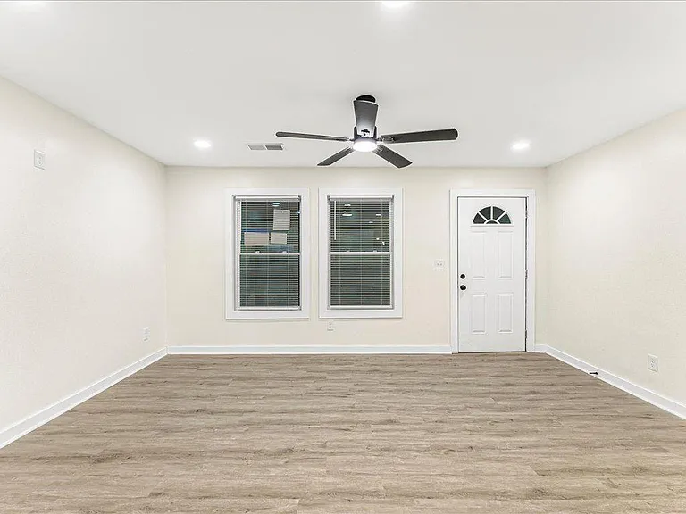 5794 Pinecrest Rd — Photo 11