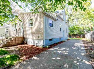 826 7th St, Green Bay, WI 54304