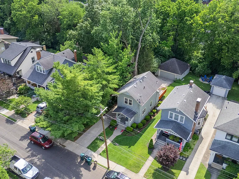 3669 Stettinius Ave — Photo 50