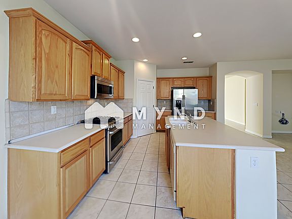 5th image of 5223 McLean Dr