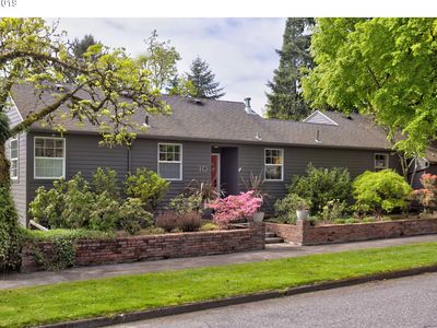 10 SW Custer St, Portland, OR, 97219