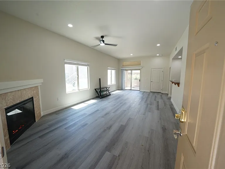 8985 S Durango Dr #1039 — Photo 6