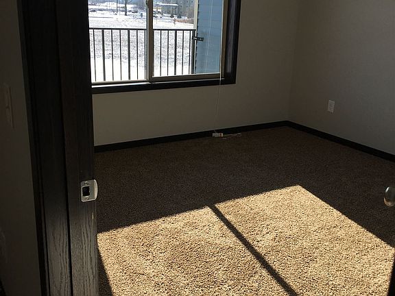 2nd image of 220 Roosevelt Cir APT 317