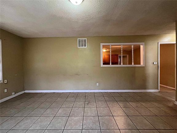 2nd image of 6112 Corona Ave