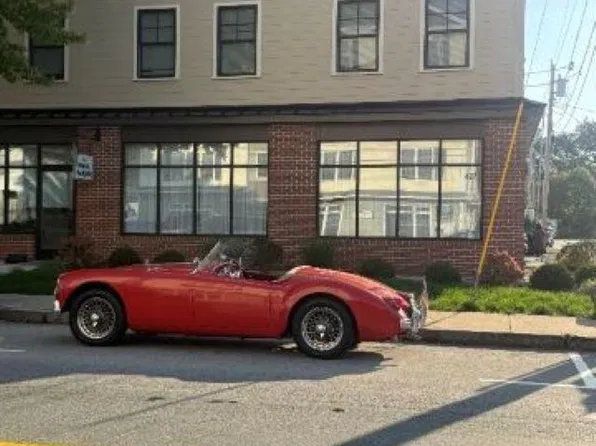 427 Lafayette Rd APT 3, Hampton, NH 03842