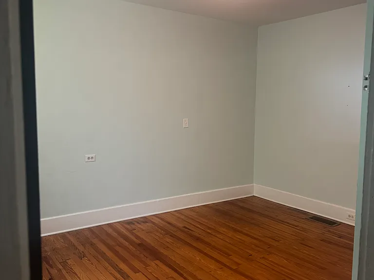 5120 Newark Ave SW — Photo 3