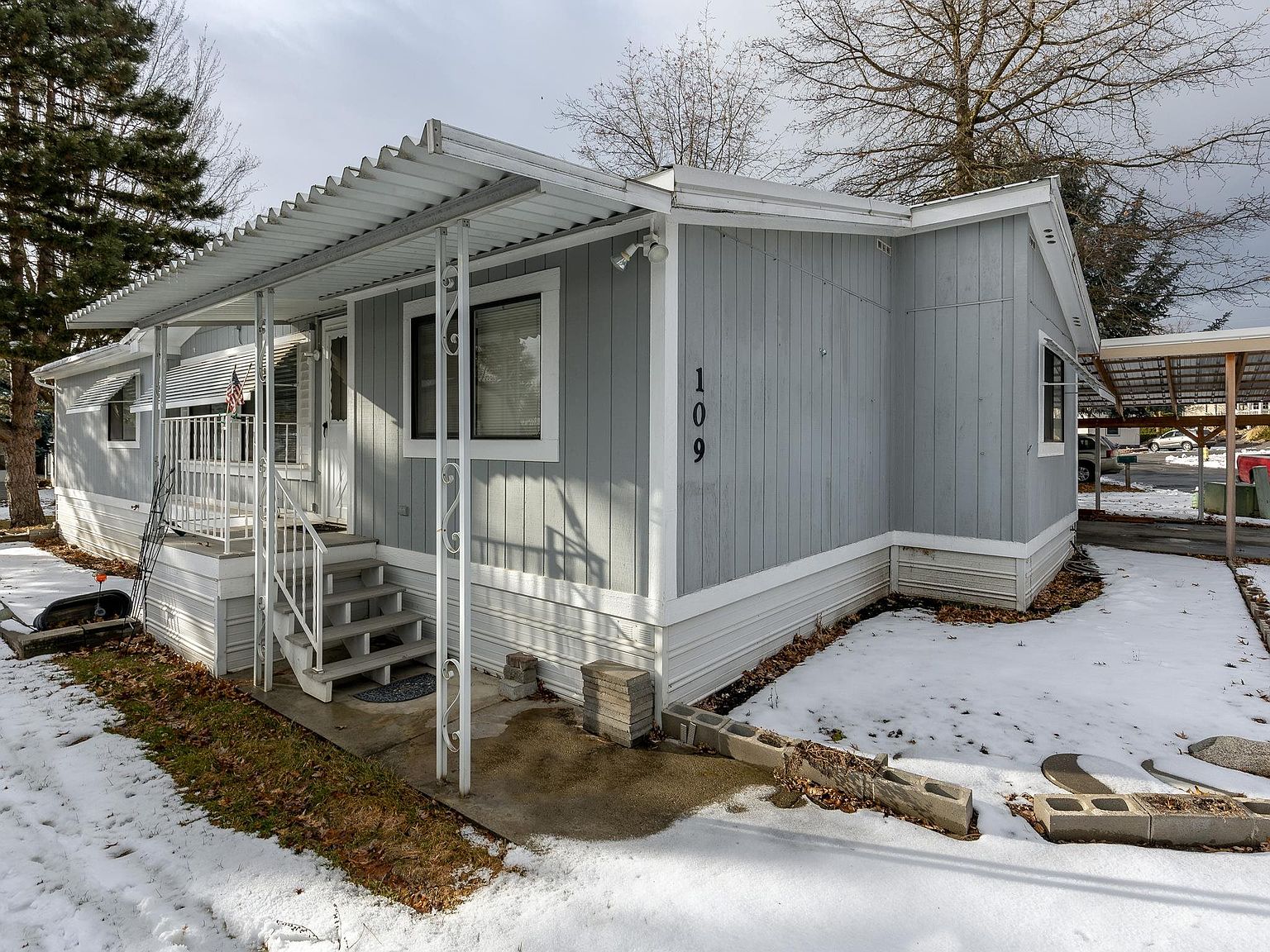 2601 N Barker Rd TRAILER 109, Otis Orchards, WA 99027 Zillow