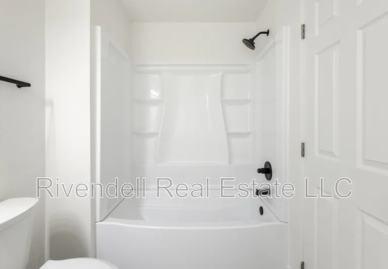 1996 Oakcrest Cir — Photo 6