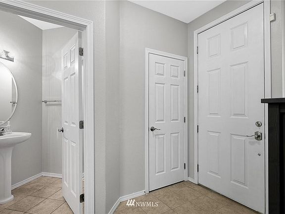 5th image of 8910 176th Street Ct E