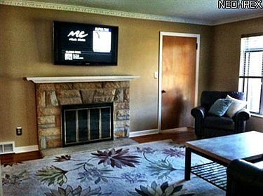 3rd image of 23625 Belmont Dr